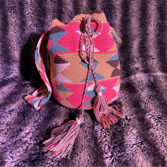 Wayuu Tribe Handbags - NWOT Authentic handmade Wayuu bag. Colorful unique design.